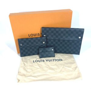 LOUIS VUITTON Clutch bag Damier Grafitto Canvas black Damier Grafitte Alpha triple pouch | AlmaBagz