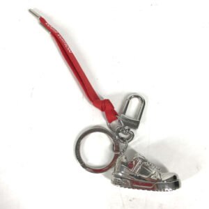 LOUIS VUITTON key ring M01200 metal Silver charm Key chain/LV sweatshirt | AlmaBagz