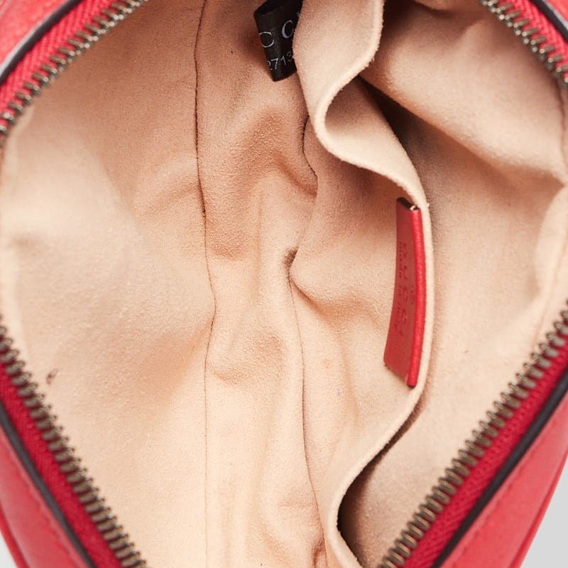 Gucci 476434 DSVRT 6433 Marmont 2.0 Women's Red Matelasse Leather Belt Bag (GG2072) | AlmaBagz - Image 2