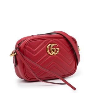 Gucci Small GG Marmont Matelasse Crossbody (SHG-MMqwXR) | AlmaBagz