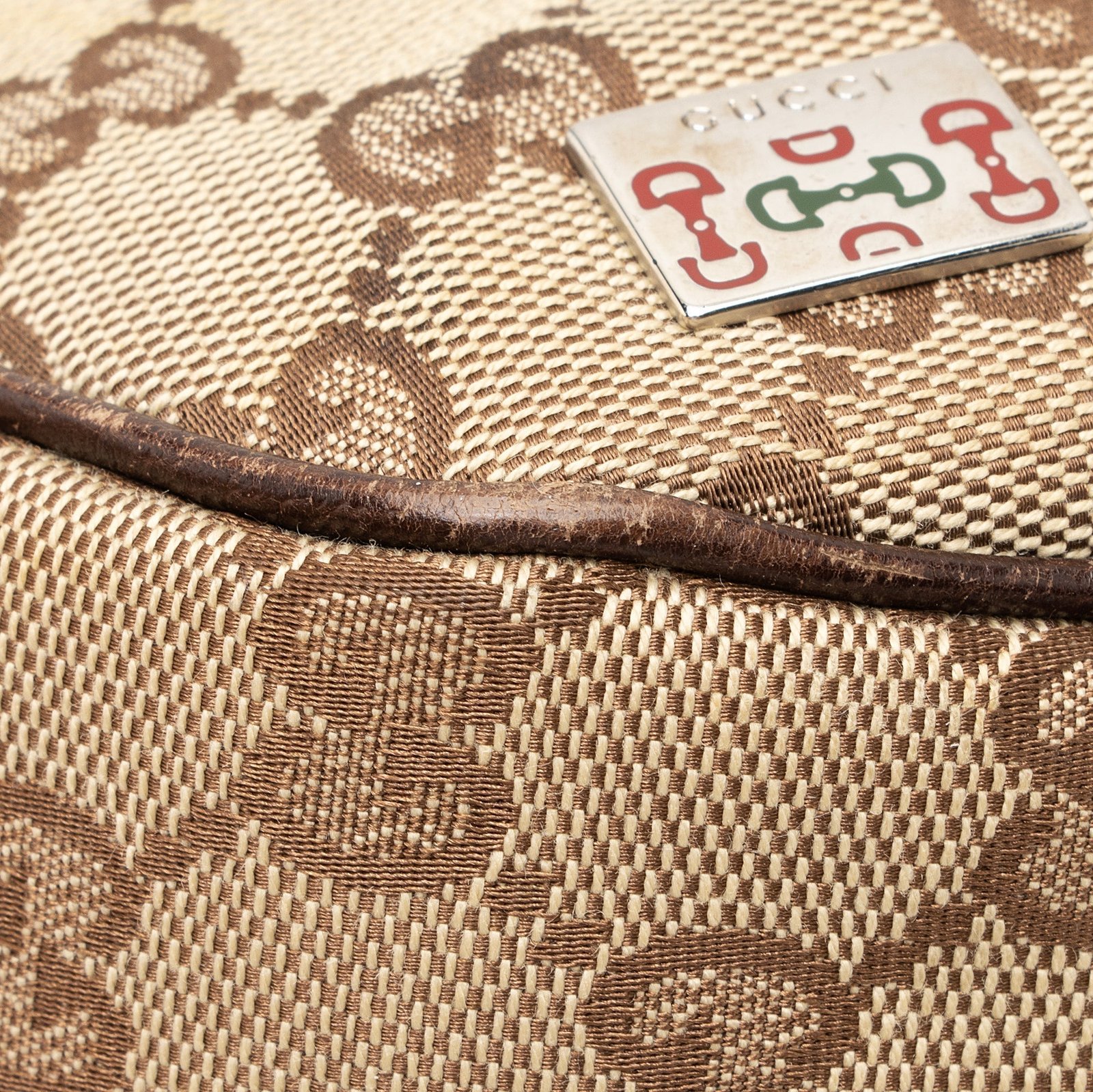 Gucci  GG Canvas Small Hobo (SHF-hNMTP5) | AlmaBagz - Image 19