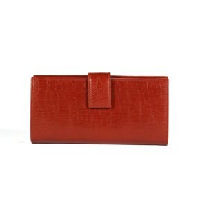 Gucci Women Burgundy Texture Calf-Skin leather Wallet (GGWAL3000) | AlmaBagz