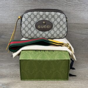 Gucci Neo Vintage GG Supreme Messenger Bag - Like New | AlmaBagz