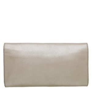 Gucci Metallic Champagne Soho Tassel Flap Clutch | AlmaBagz