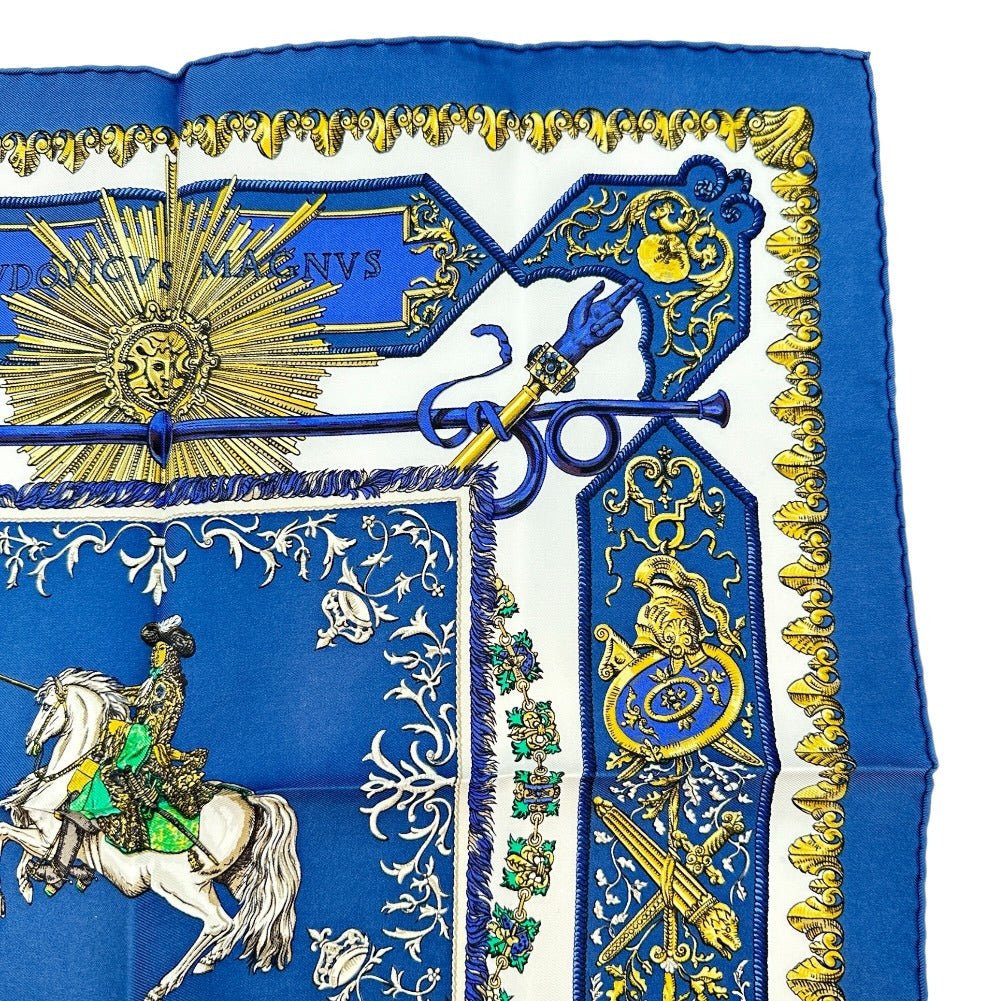 HERMES scarf silk blue Louis XIV straddling a white horse LVDOVICVS MAGNVS Carre42 Women Used | AlmaBagz