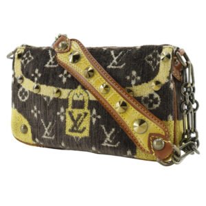 LOUIS VUITTON Shoulder Bag M92710 Velvet, Leather Brown Studs Trompe l'oeil Pochette Accessory | AlmaBagz