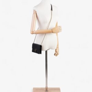 Gucci Interlocking GG Chain Wallet Black Leather | AlmaBagz