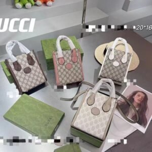 Gucci Canvas Tote Shopper Interlock  (Crossbody Shoulder) Handbag | AlmaBagz