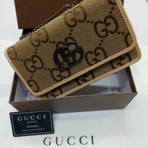 GUCCI Women's Bag (Beige) | AlmaBagz