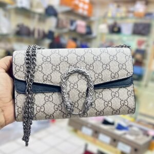 Gucci Dionysus GG Supreme Shoulder Wallet (Brown / Black) | AlmaBagz