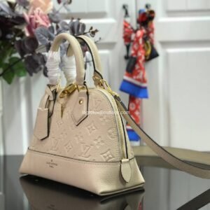 Louis Vuitton Alma Women's Bag – Medium Size, AAA Quality (off-White) | AlmaBagz