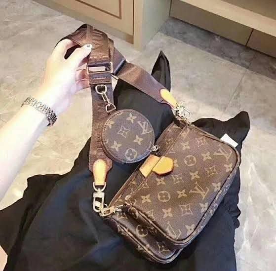 Louis Vuitton Pochette 3-Piece Set with Brand Zipper, Tag, Card, Invoice & Box | AlmaBagz - Image 4