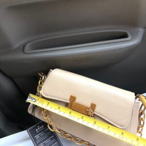 Hermes Official Design Women Hand Bag – Stylish Quality for Modern Elegance ( Black ) | AlmaBagz