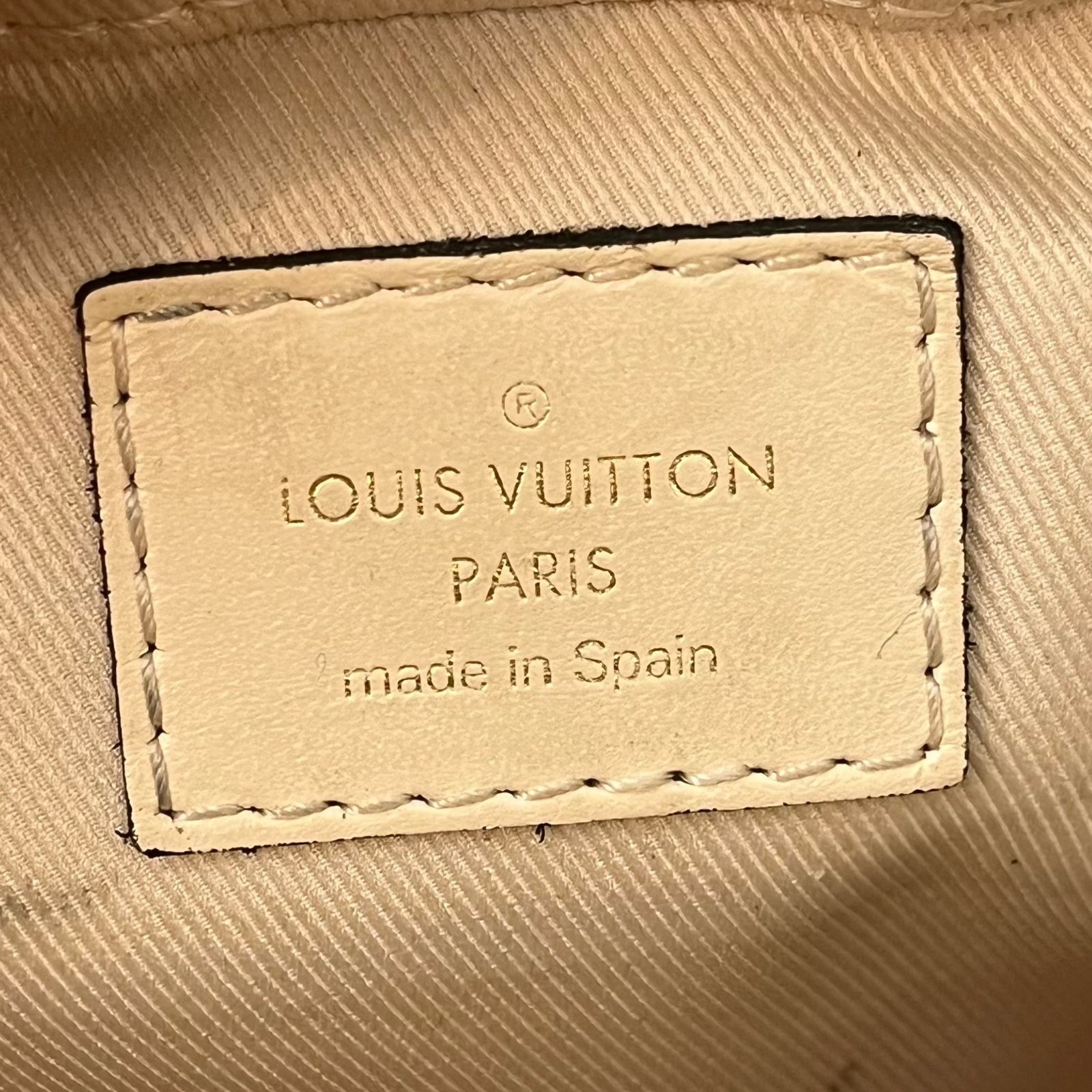 Louis Vuitton Saintonge, Monogram Creme | AlmaBagz - Image 15