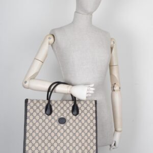 GUCCI Supreme GG Medium Tote Bag Blue | AlmaBagz
