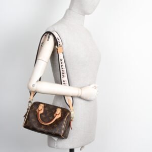 LOUIS VUITTON Speedy Bandoulière 20 MNG | AlmaBagz
