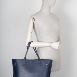 LOUIS VUITTON Neverfull MM Epi Navy | AlmaBagz