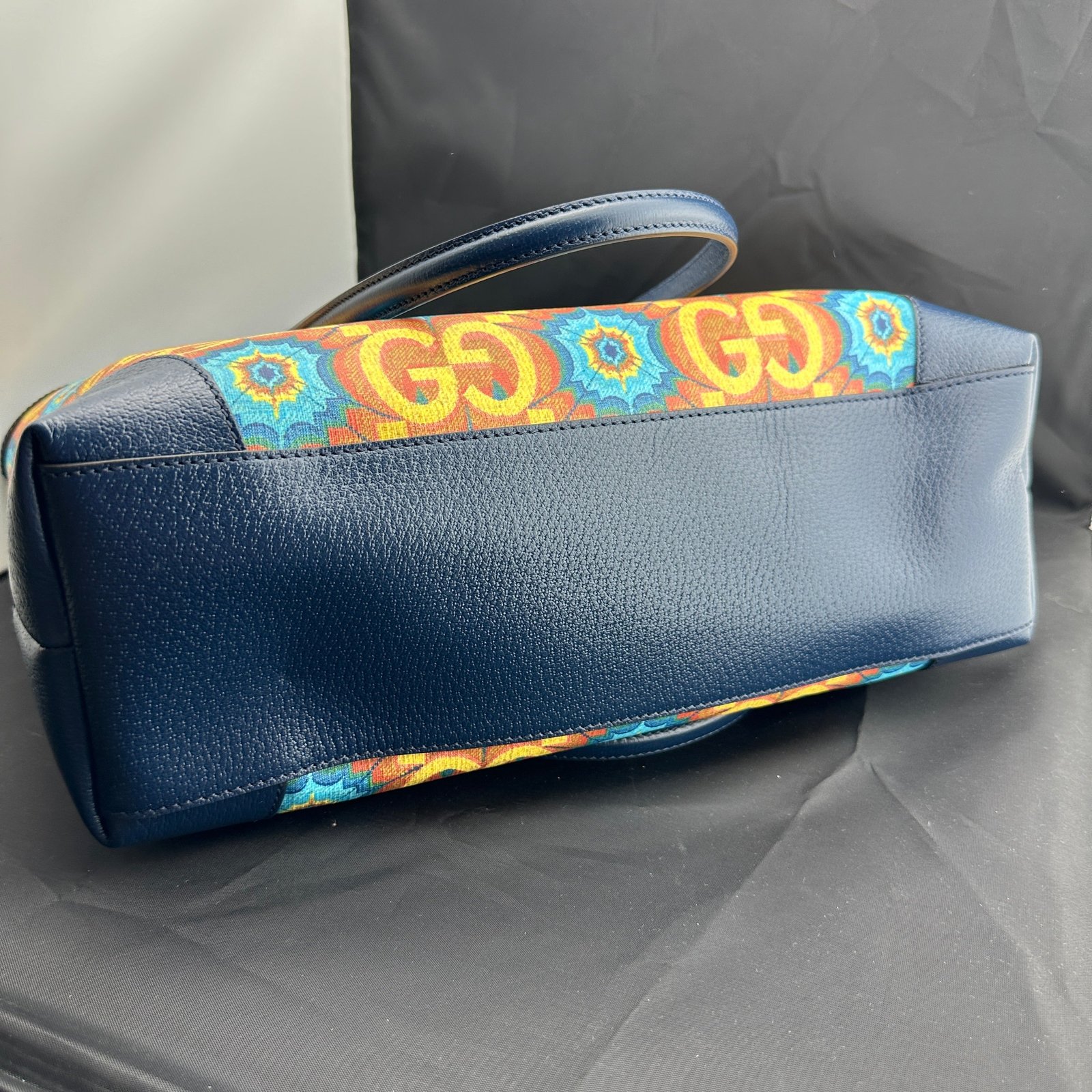 Gucci 100 Ophidia Medium Tote Bag | AlmaBagz - Image 18