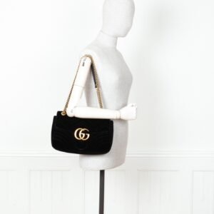 GUCCI GG Marmont Bag Medium Black | AlmaBagz