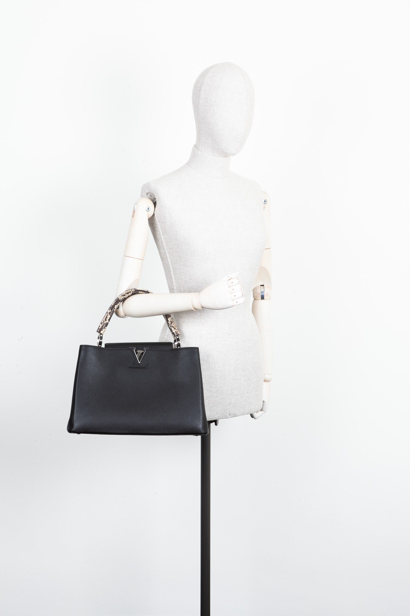 LOUIS VUITTON Python Handle Capucines GM Black | AlmaBagz