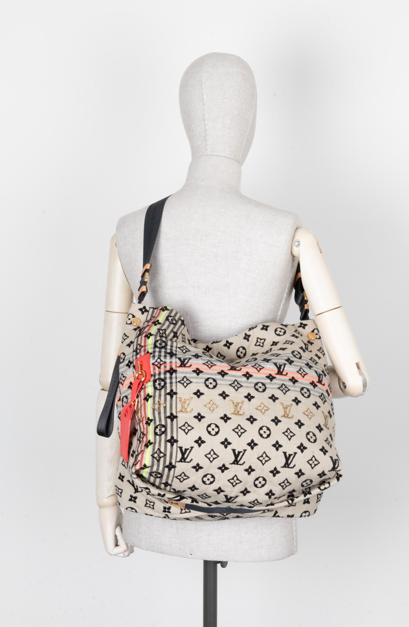 LOUIS VUITTON Cheche Bohemian Bag Canvas | AlmaBagz
