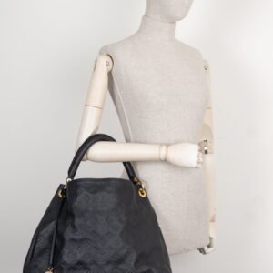 LOUIS VUITTON Artsy MM Empreinte Bag Midnight Blue | AlmaBagz