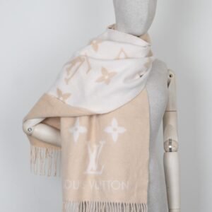 LOUIS VUITTON Scarf Cashmere Beige | AlmaBagz