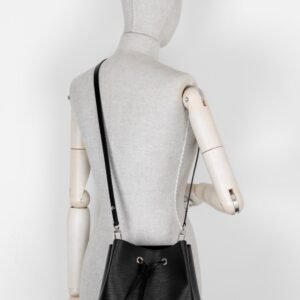 LOUIS VUITTON Néo Noé Bag Epi Black | AlmaBagz