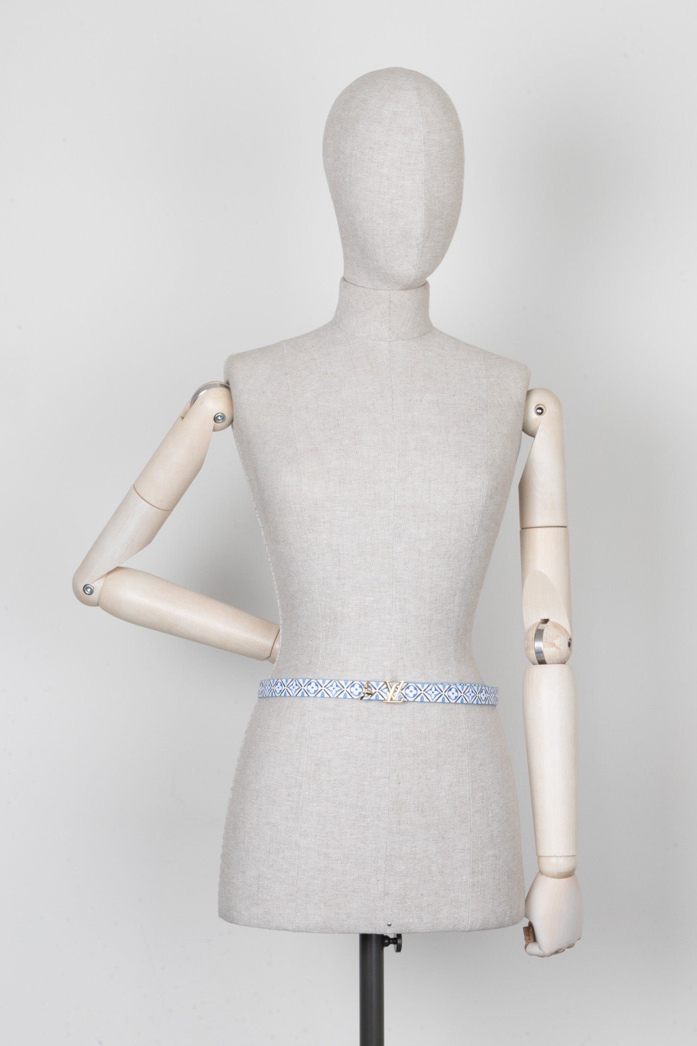 LOUIS VUITTON Pretty LV Reversible Belt Blue | AlmaBagz