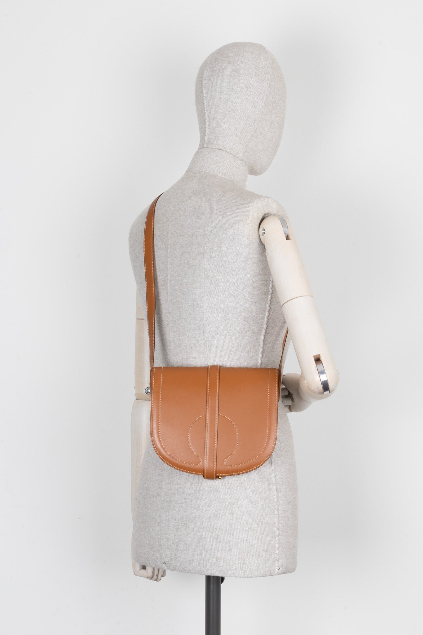 HERMES Saddle Bag Cognac Box | AlmaBagz