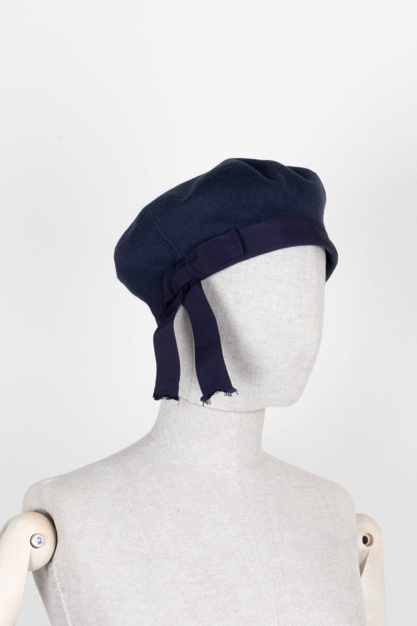 GUCCI Bow Beret Wool Navy | AlmaBagz