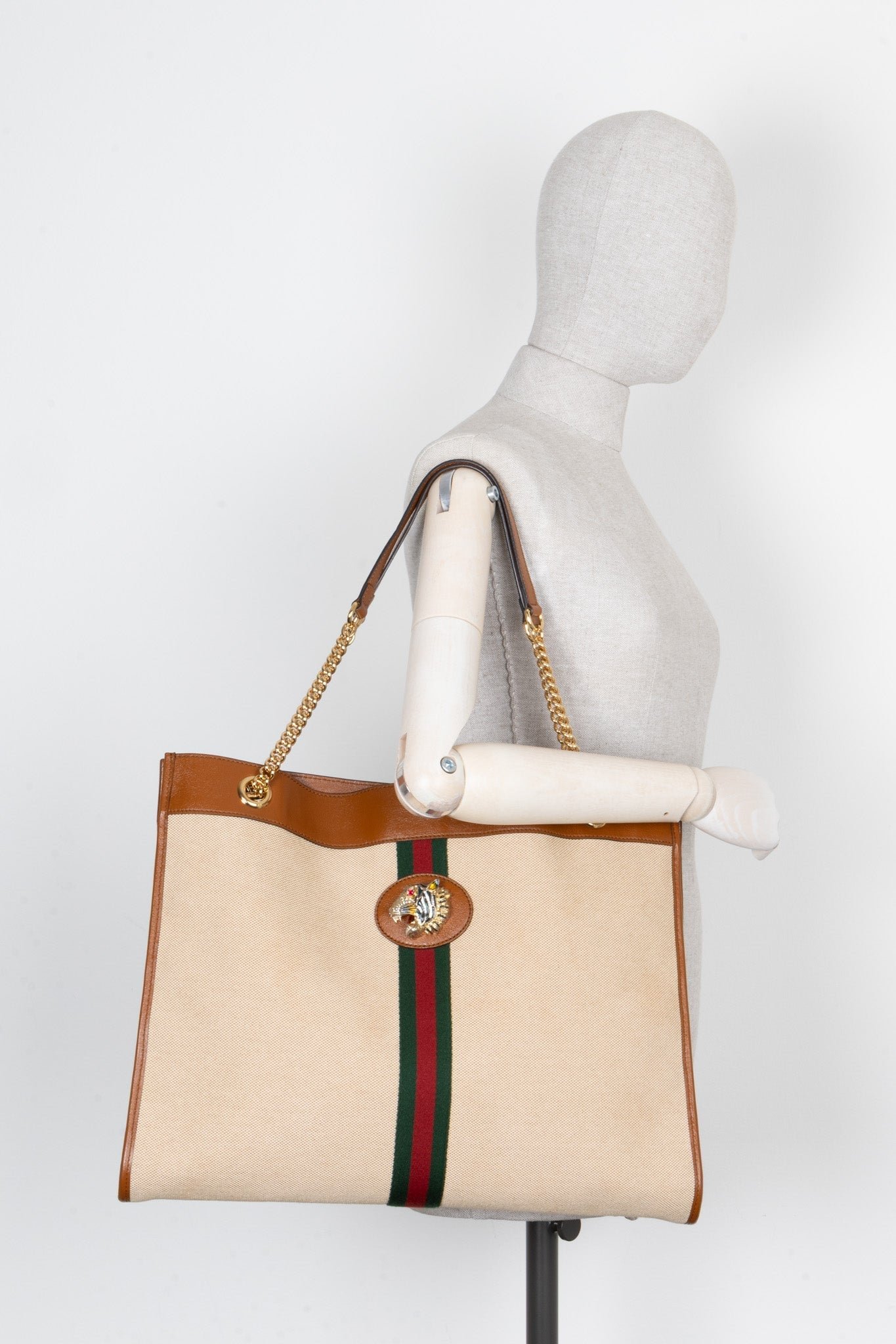 GUCCI Rajah Chain Tote Canvas Beige | AlmaBagz