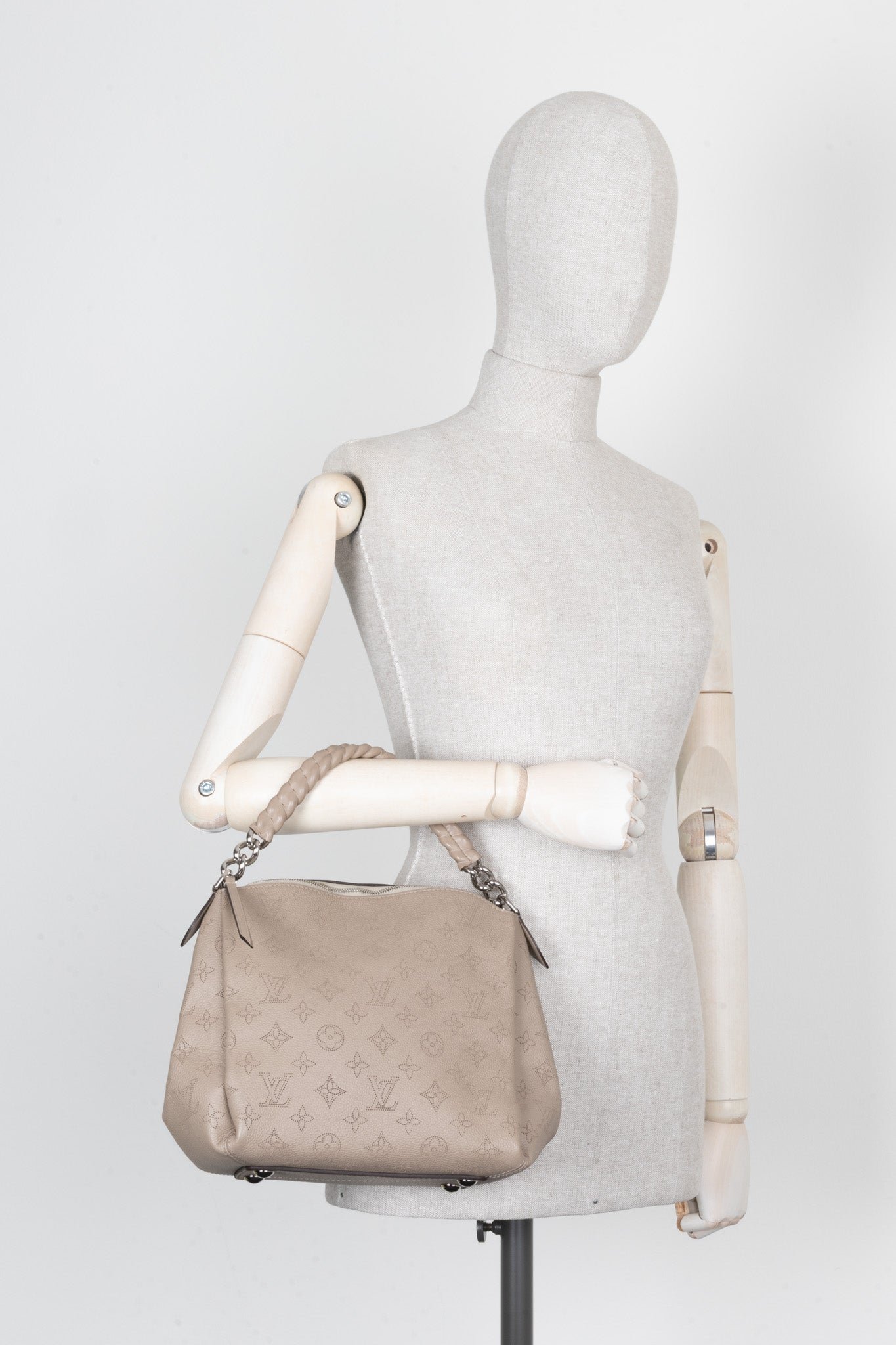 LOUIS VUITTON Babylone BB Mahina Bag Grey | AlmaBagz