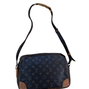 Louis Vuitton Nil MM Monogram | AlmaBagz