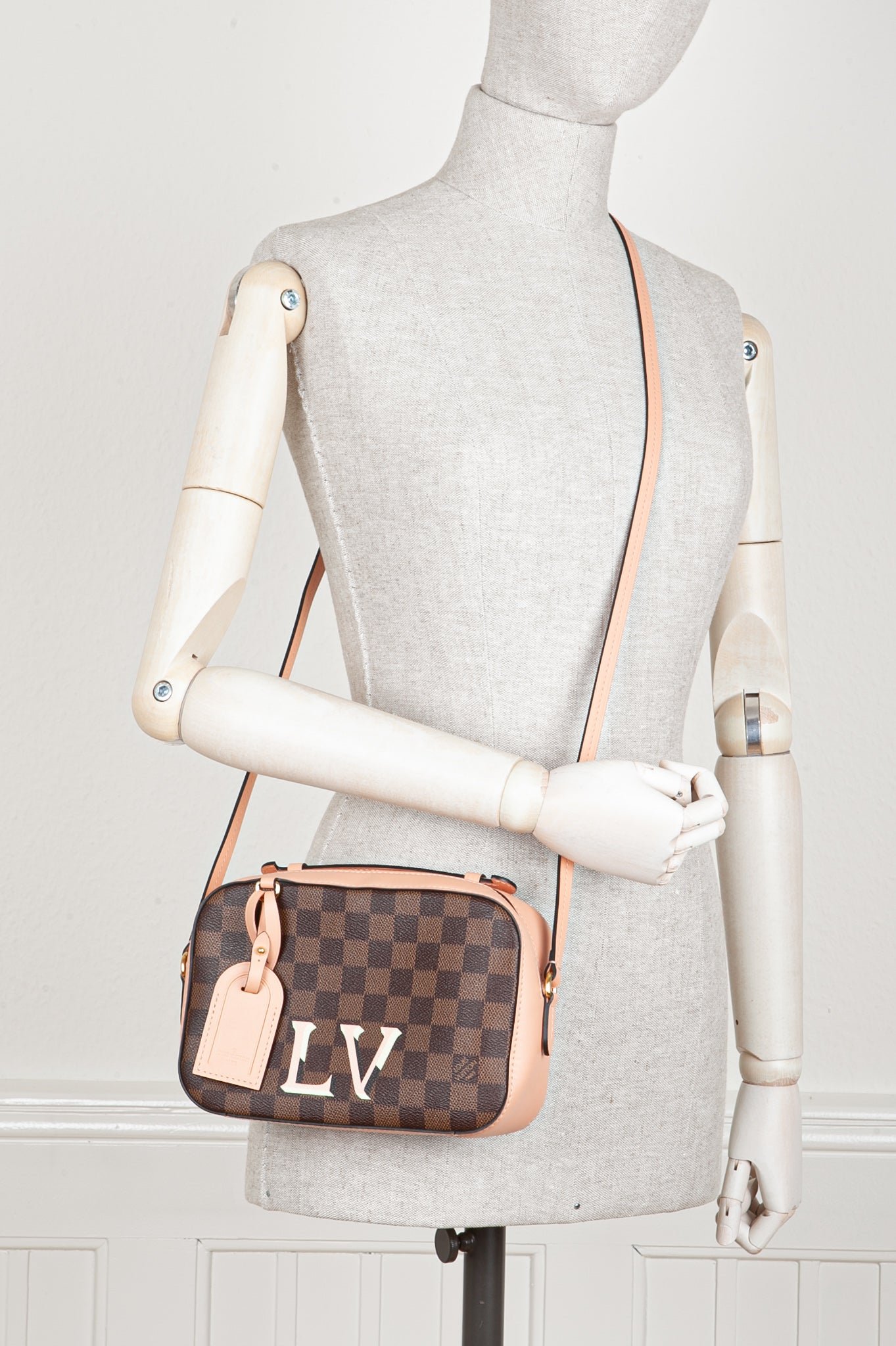 LOUIS VUITTON Santa Monica Bag Damier Ebene | AlmaBagz