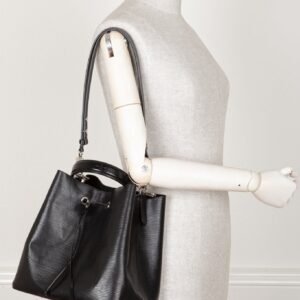 LOUIS VUITTON Néo Noé Black | AlmaBagz