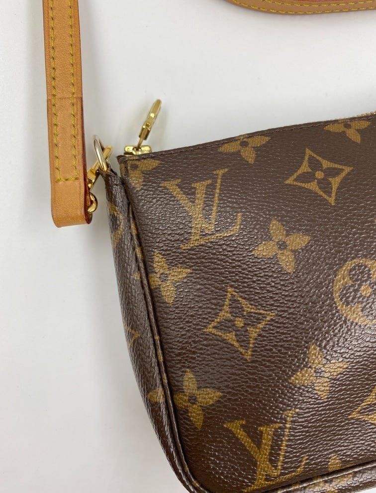 Louis Vuitton Pochette with shoulder strap and crossbody. | AlmaBagz - Image 13