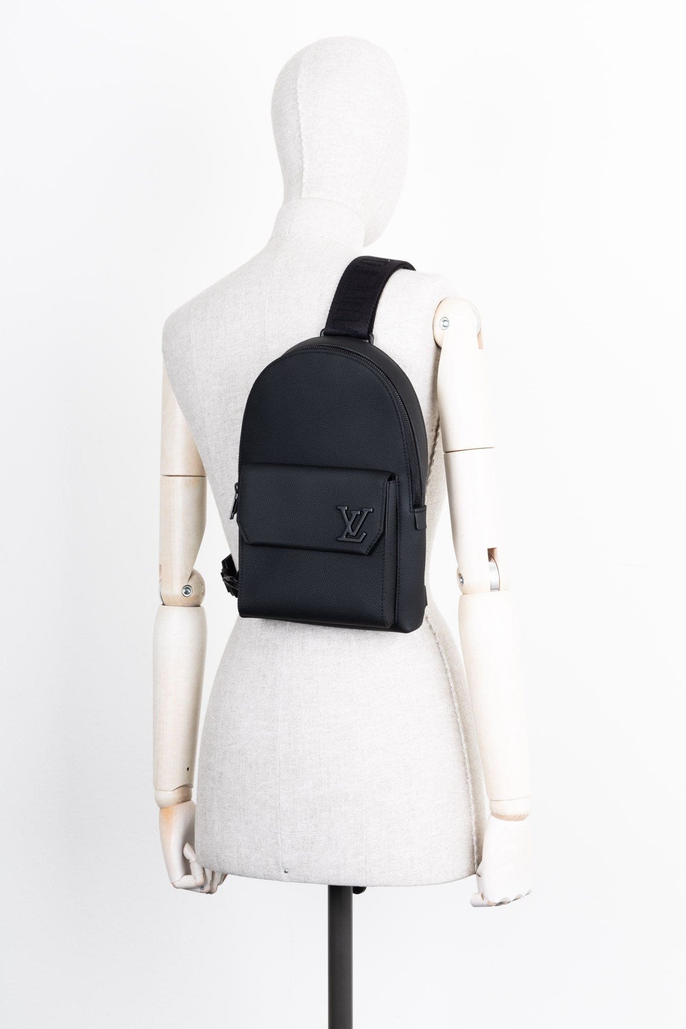 LOUIS VUITTON Pilot Sling Bag Leather Black | AlmaBagz