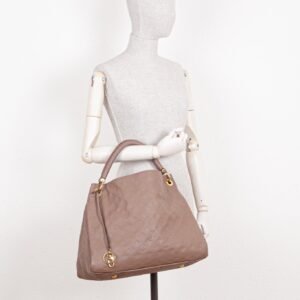 LOUIS VUITTON Artsy Bag MNG Empreinte Taupe | AlmaBagz