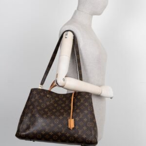 LOUIS VUITTON Montaigne GM MNG Brown | AlmaBagz