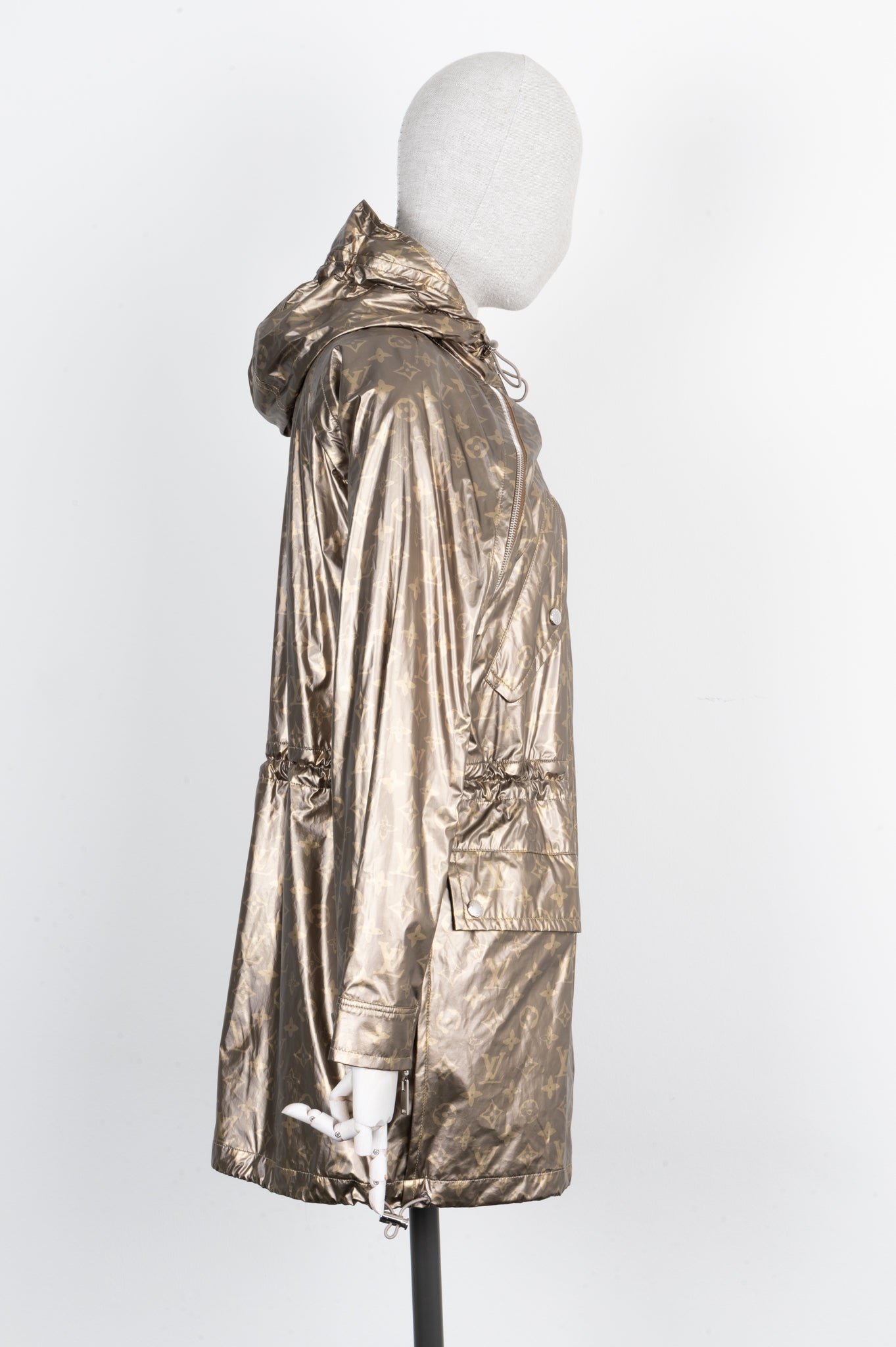 LOUIS VUITTON Metallic Windbreaker Coat MNG Gold | AlmaBagz