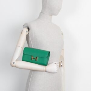 HERMES Constance Wallet Evercolor Vert Vertigo | AlmaBagz