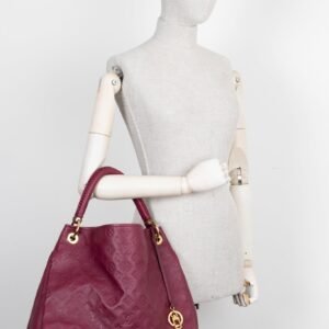 LOUIS VUITTON Artsy MM Bag Empreinte Fuchsia | AlmaBagz