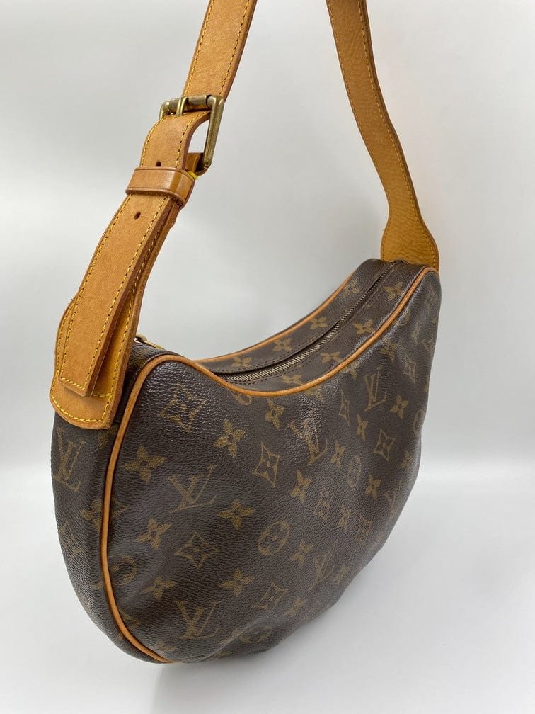 Louis Vuitton Croissant MM | AlmaBagz