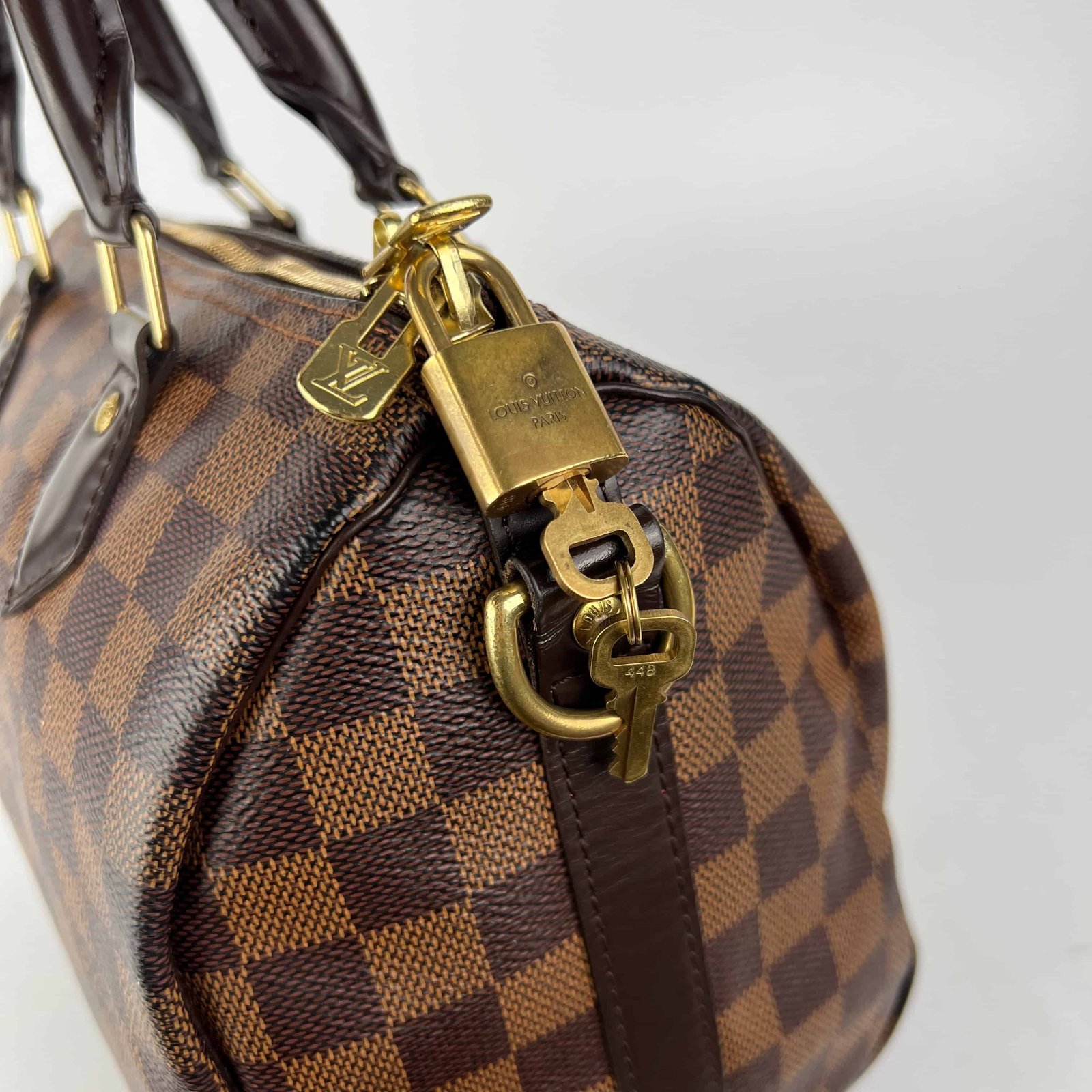 Louis Vuitton Speedy 25 Bandoulliere Damier Eben | AlmaBagz - Image 12