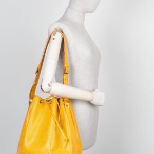 LOUIS VUITTON Grand Sac Noé Epi Yellow | AlmaBagz