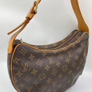 Louis Vuitton Croissant MM | AlmaBagz