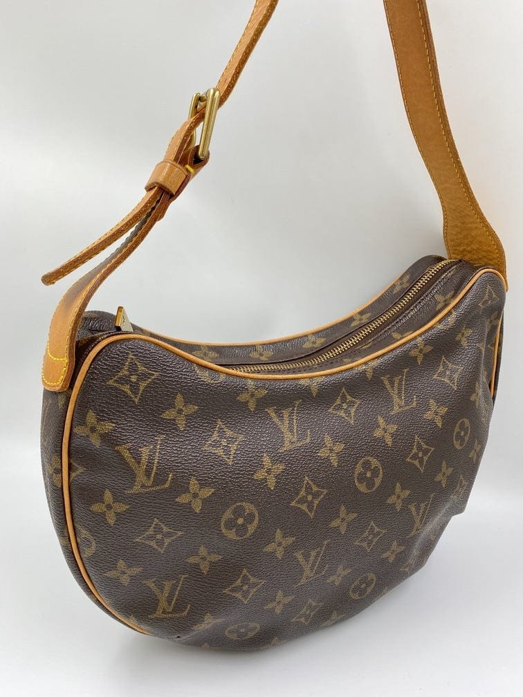 Louis Vuitton Croissant MM | AlmaBagz