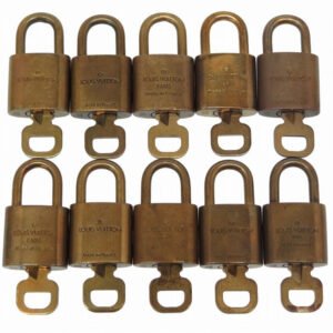 LOUIS VUITTON Cadena metal gold Set of 10 Cadena padlock padlock | AlmaBagz