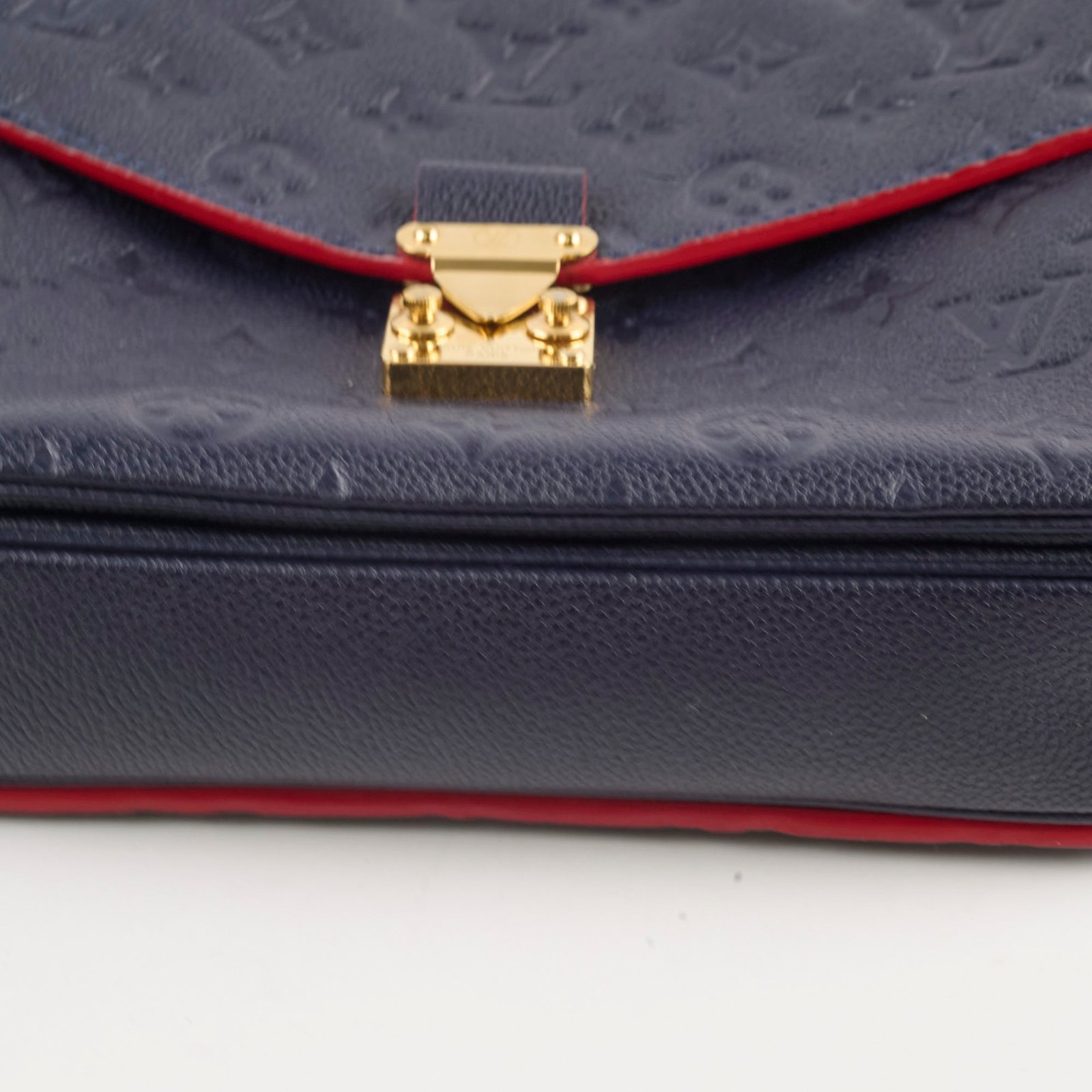 Louis Vuitton Pochette Metis Navy Empreinte | AlmaBagz - Image 9
